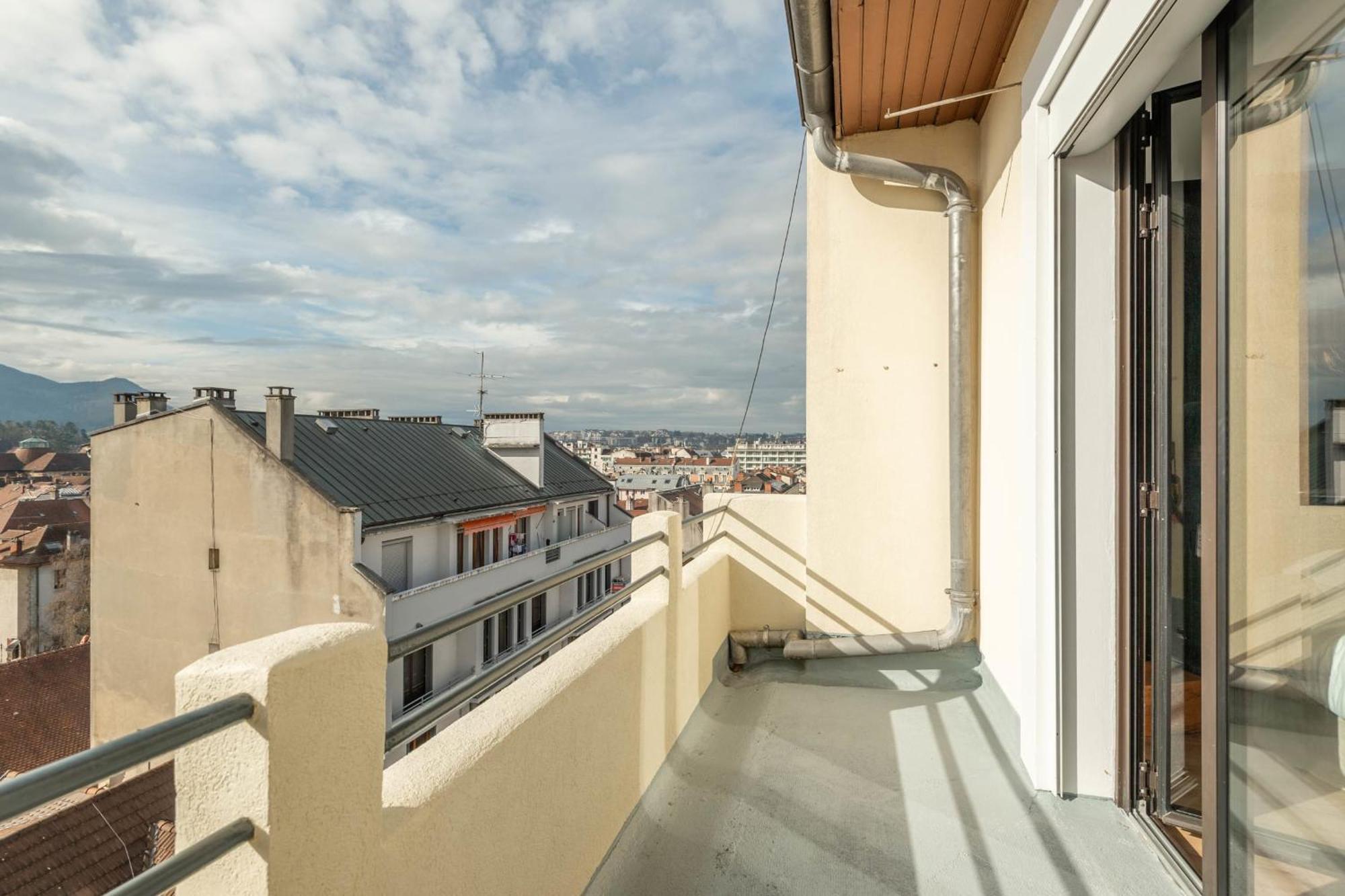 Le Beau Marcy - Contemporary City Centre Flat Аннесі Екстер'єр фото