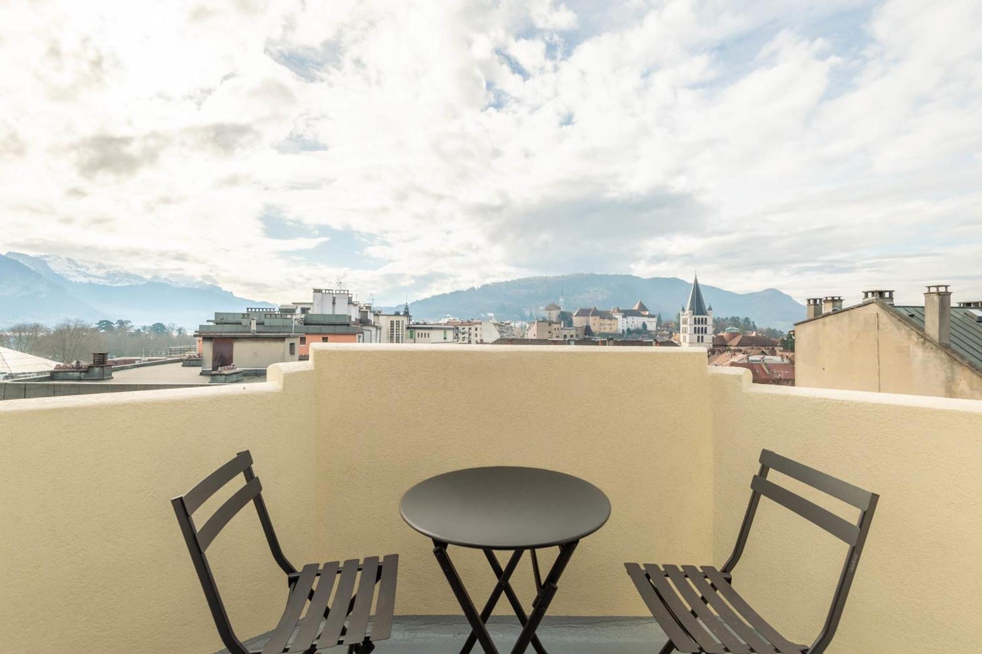 Le Beau Marcy - Contemporary City Centre Flat Аннесі Екстер'єр фото