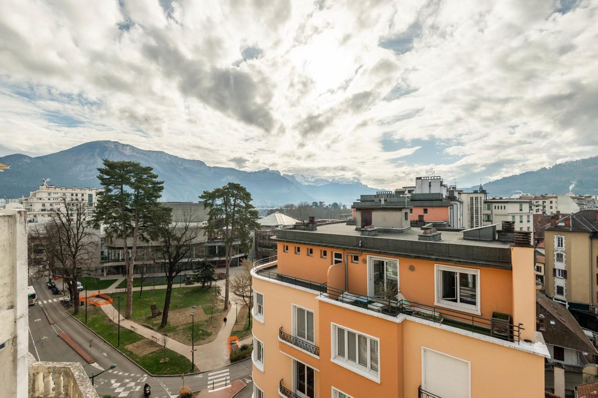 Le Beau Marcy - Contemporary City Centre Flat Аннесі Екстер'єр фото
